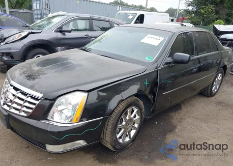 2009 Cadillac Dts 1Sc z USA, uszkodzony, nr VIN 1G6KD57Y49U117059